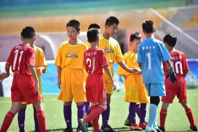 TA：热刺仍在关注萨维尼奥 贝里瓦尔、罗梅罗、维卡里奥预计离队